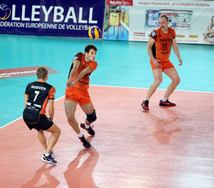 challenge cup. shahter phoinikas_5
