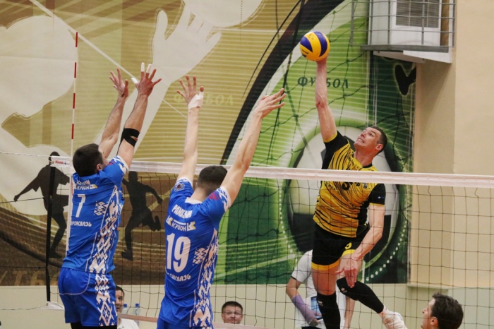 shahter - stroitel. final 14 april_4