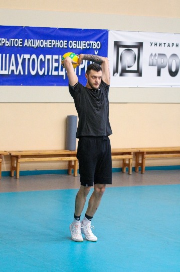 18-QxxlVO0FUAk