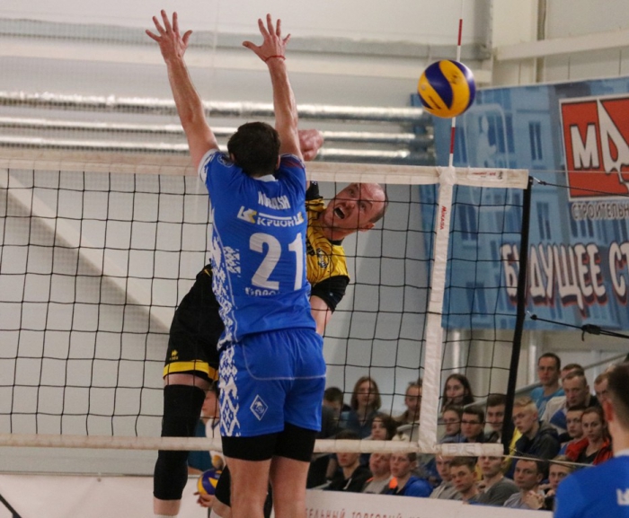 stroitel shahter/ 21 aprel_6