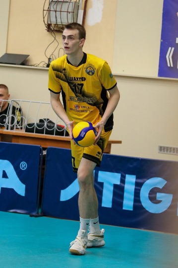 22-8zoVzY5wFfg