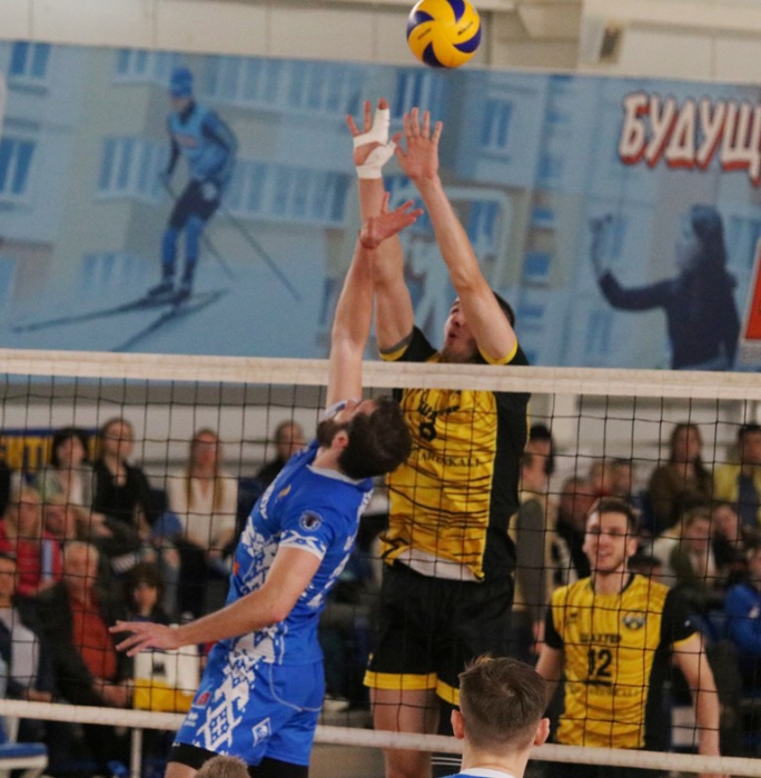 stroitel shahter 21 aprel_9