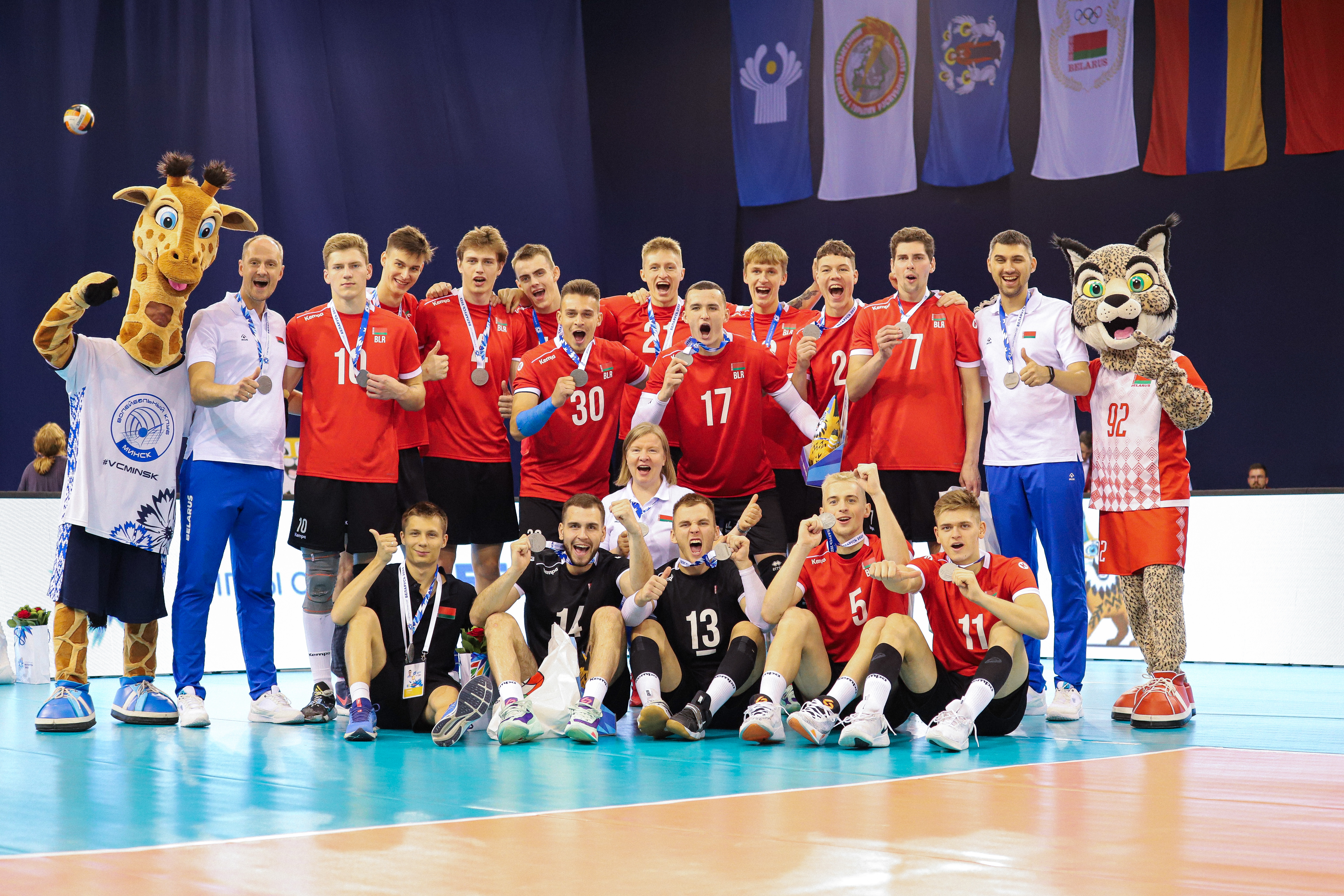 Белорусские волейболисты завоевали серебро II Игр стран СНГ