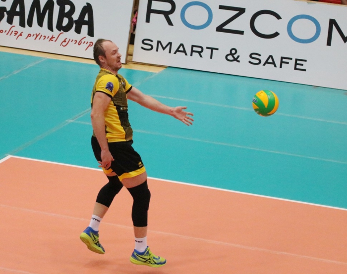 Maccabi - Shakhtior in Tel Aviv_24