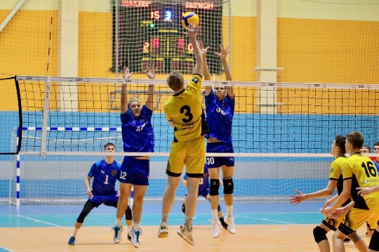 09-5caPUSt2Tp4