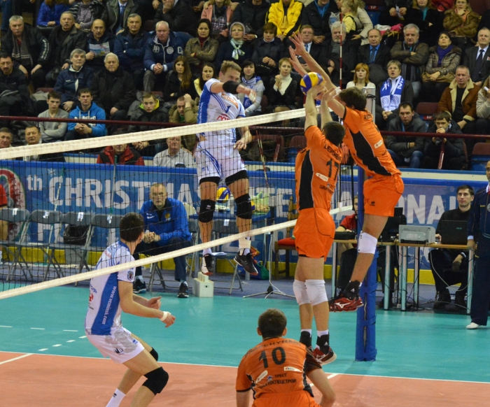 Stroitel Shakhtior. Challenge cup_3