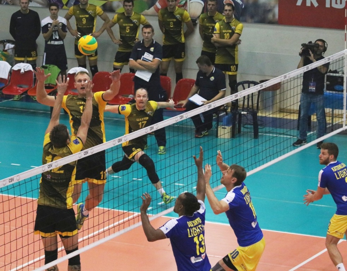 Maccabi - Shakhtior in Tel Aviv_29