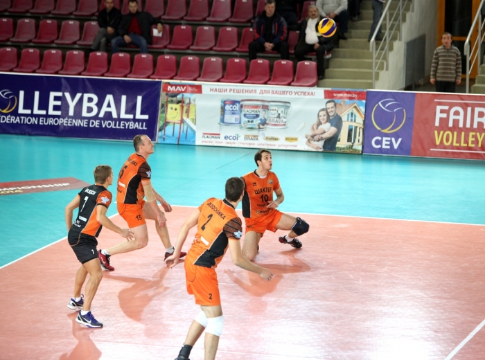 challenge cup. shahter phoinikas_2